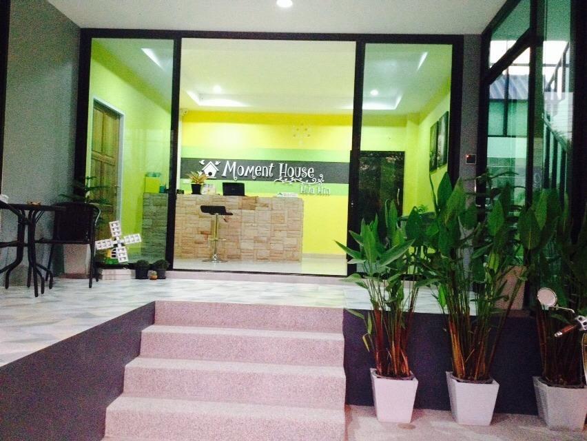 Moment House Hua Hin Hostel Bagian luar foto