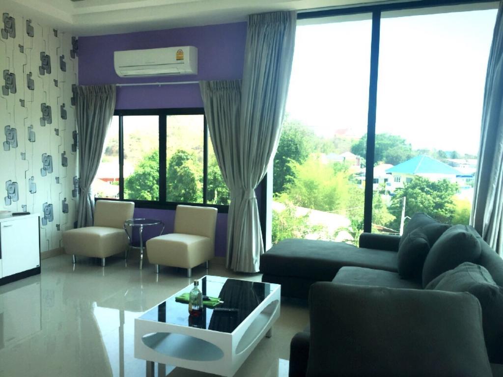 Moment House Hua Hin Hostel Bagian luar foto