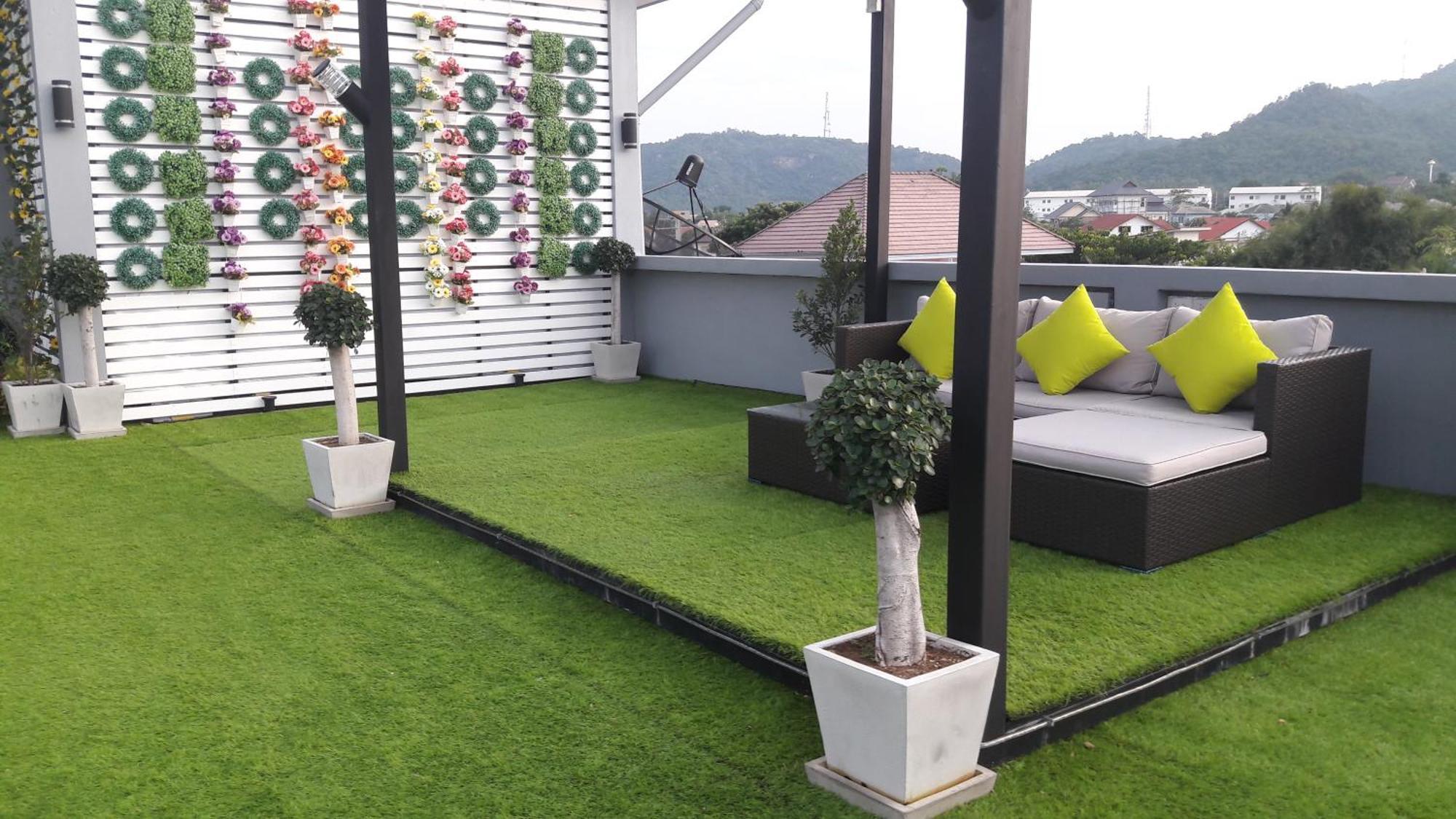 Moment House Hua Hin Hostel Bagian luar foto