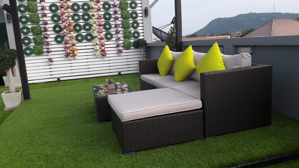 Moment House Hua Hin Hostel Bagian luar foto