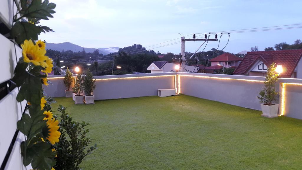 Moment House Hua Hin Hostel Bagian luar foto