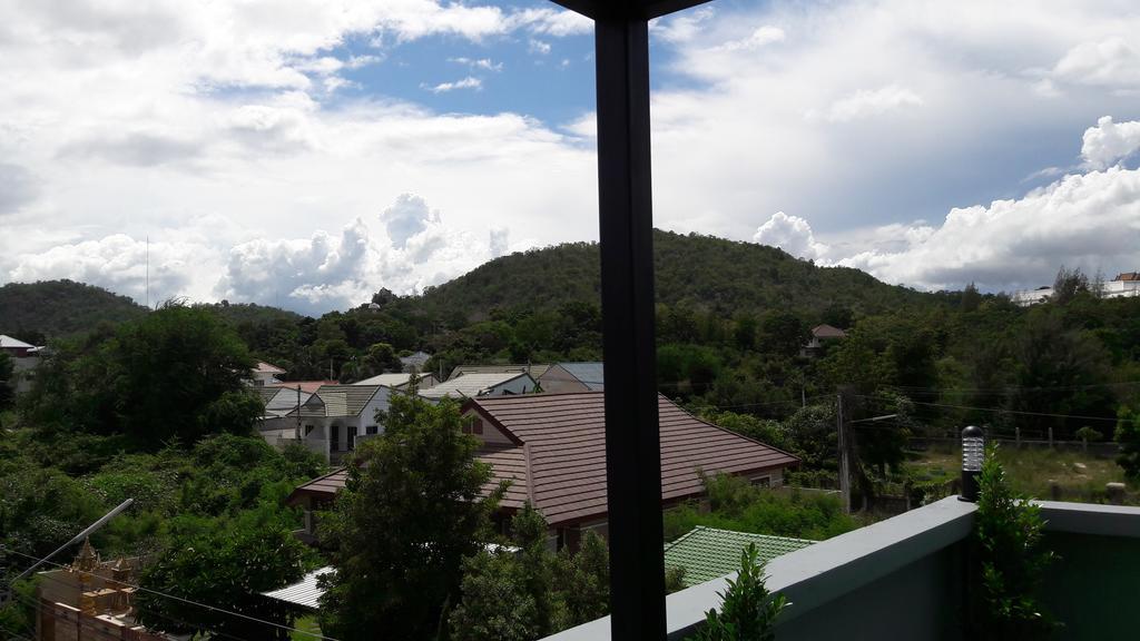 Moment House Hua Hin Hostel Bagian luar foto