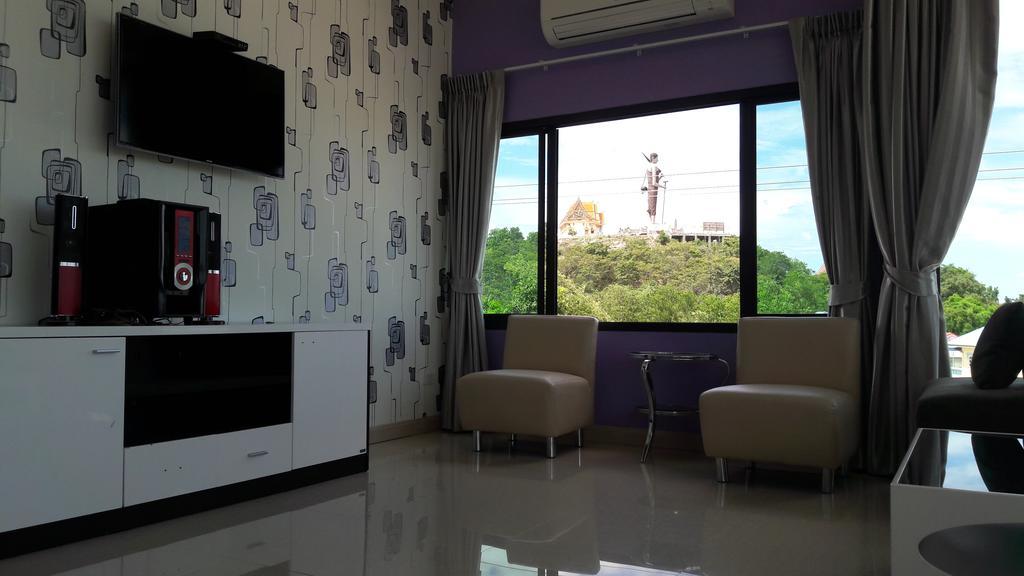 Moment House Hua Hin Hostel Bagian luar foto