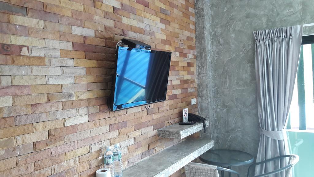 Moment House Hua Hin Hostel Bagian luar foto