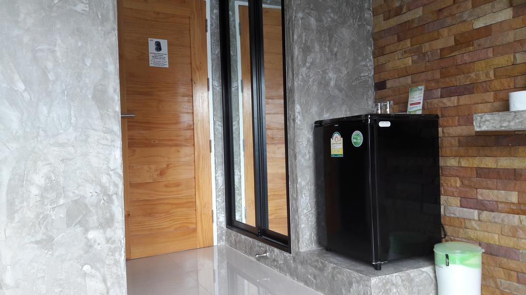 Moment House Hua Hin Hostel Bagian luar foto